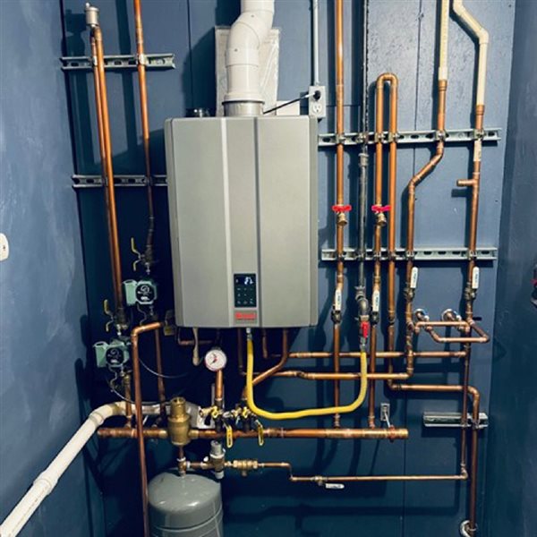 Natural Gas or Liquid Propane Boiler with 90,000 BTU Input
