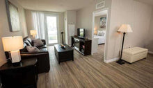 Charger l&#39;image dans la galerie, Hartman Heights
